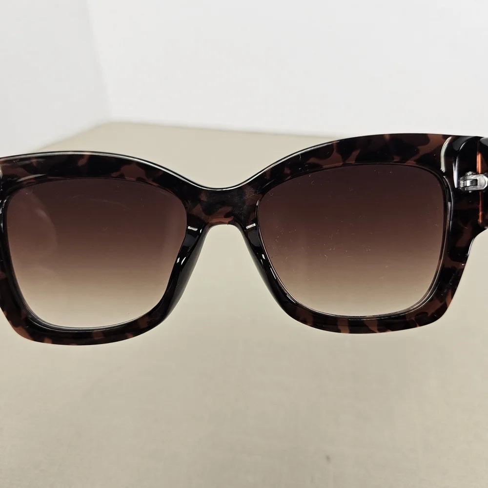 Martha Stewart Tortoiseshell Cat Eye Sunglasses with Brown Gradient Lenses